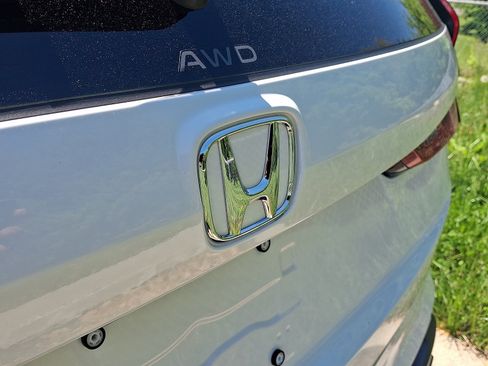Used 2025 Honda CR-V EX image 30