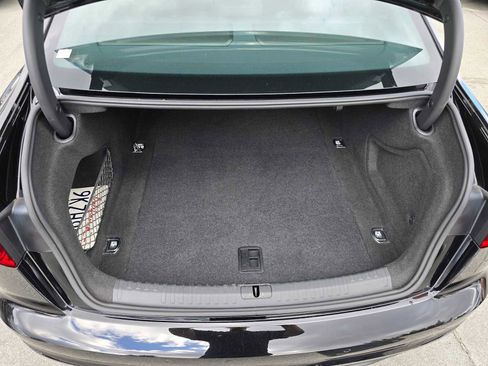 Used 2024 Audi A6 2.0T Premium image 16