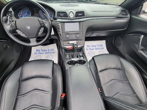 Used 2017 Maserati GranTurismo Convertible RWD image 18