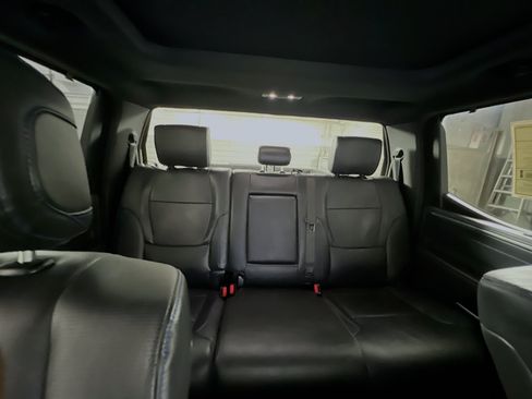 Used 2024 Toyota Tundra Platinum AWD/4WD image 33