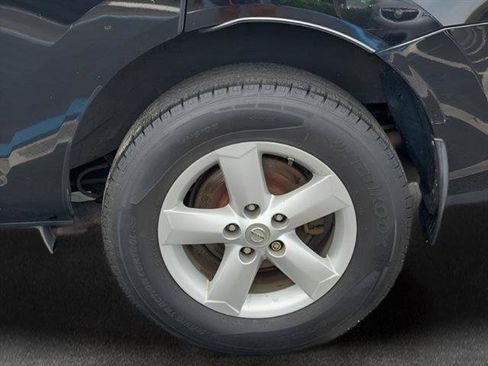 Used 2013 Nissan Rogue S w/ Special Edition Pkg AWD/4WD image 28