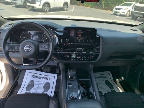 Used 2024 Nissan Pathfinder Rock Creek AWD/4WD image 23