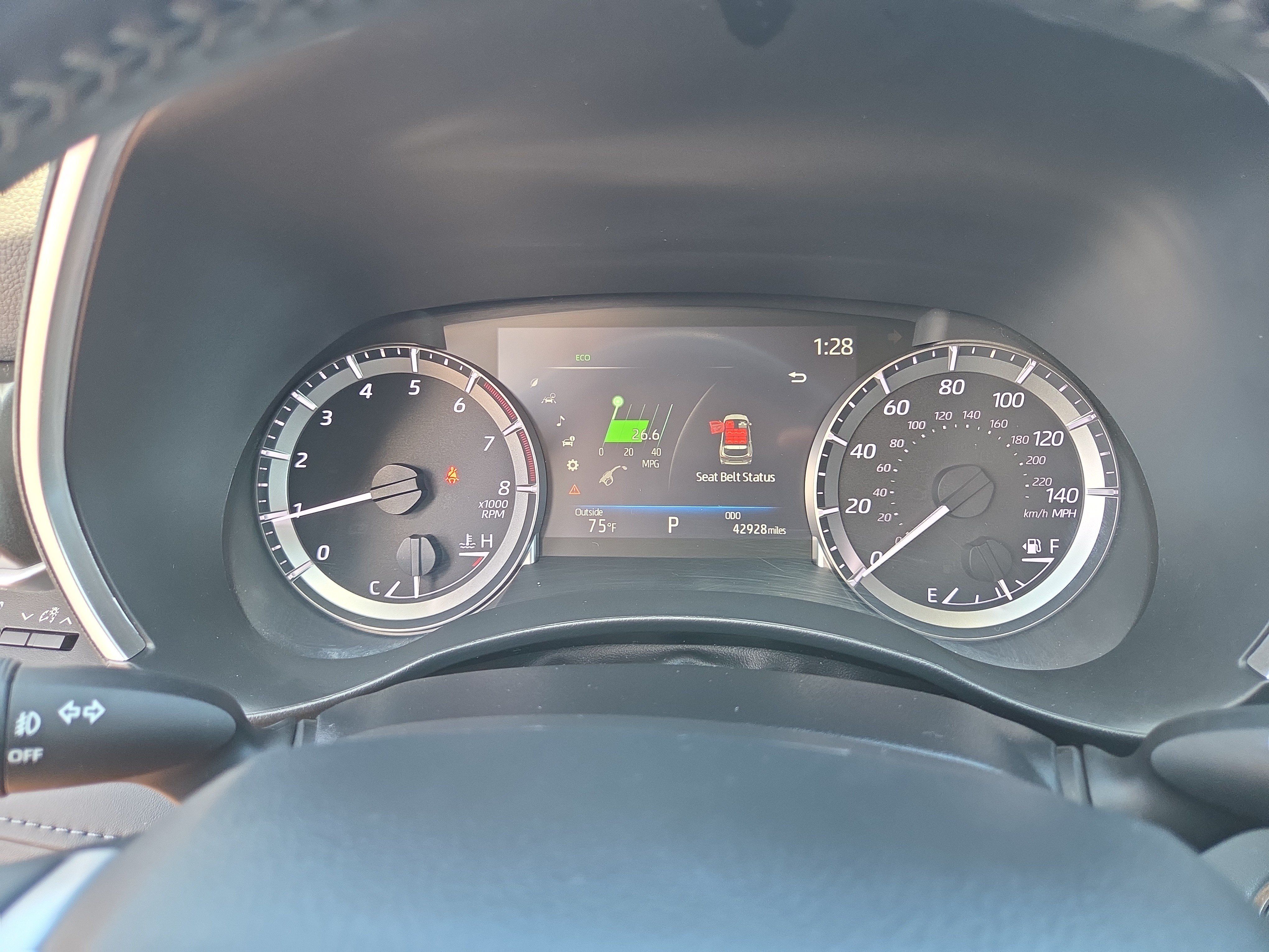 Used 2023 Toyota Highlander XLE AWD/4WD image 21