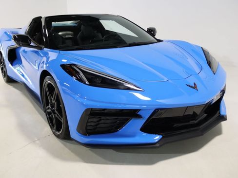 Used 2023 Chevrolet Corvette Stingray Preferred Conv w/ Battery Protection Package RWD image 24