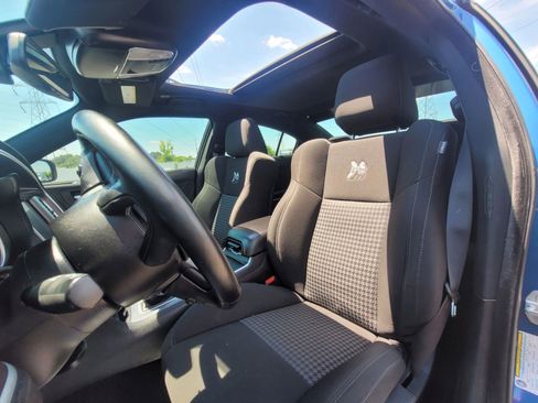 Used 2020 Dodge Charger Scat Pack RWD image 3