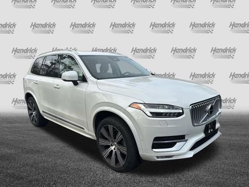 Used 2023 Volvo XC90 B6 Ultimate image 3