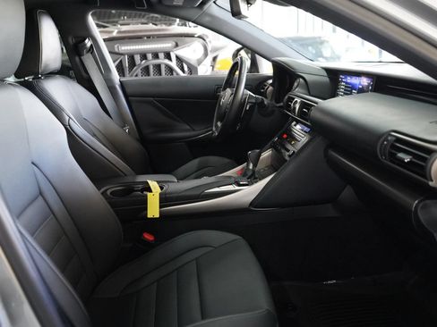 Used 2017 Lexus IS 350 F Sport RWD image 17