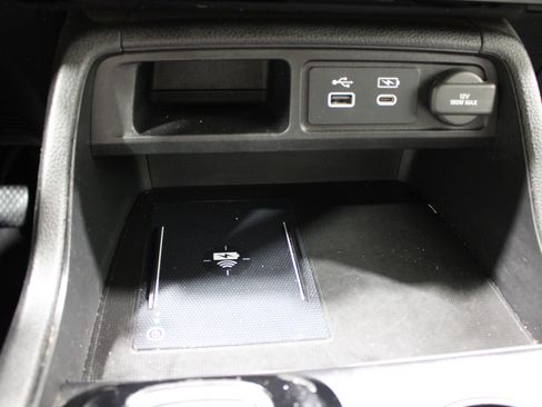 Used 2023 Honda Pilot EX-L image 17