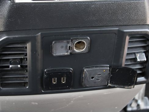 Used 2018 Ford F150 XL w/ XL Power Equipment Group image 32