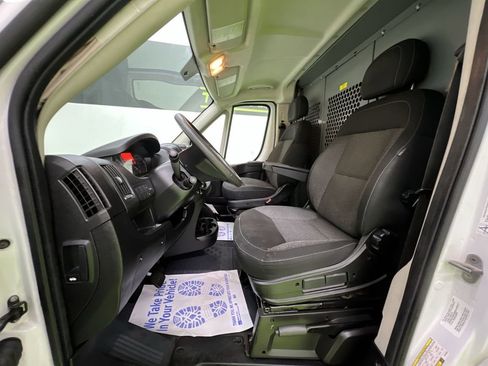 Used 2014 RAM ProMaster 2500 FWD image 16