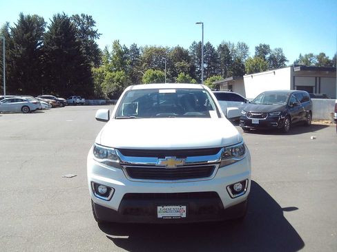 Used 2017 Chevrolet Colorado LT w/ LT Convenience Package AWD/4WD image 8