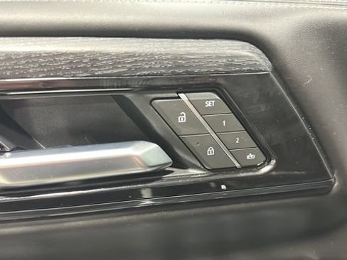 Used 2025 GMC Yukon AT4 Ultimate w/ LPO, Floor Liner Package AWD/4WD image 10