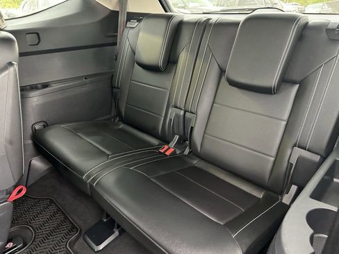 Used 2023 Volkswagen Atlas SE w/ Panoramic Sunroof Package AWD/4WD image 24