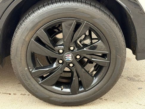 Used 2024 Buick Encore GX Sport Touring image 27