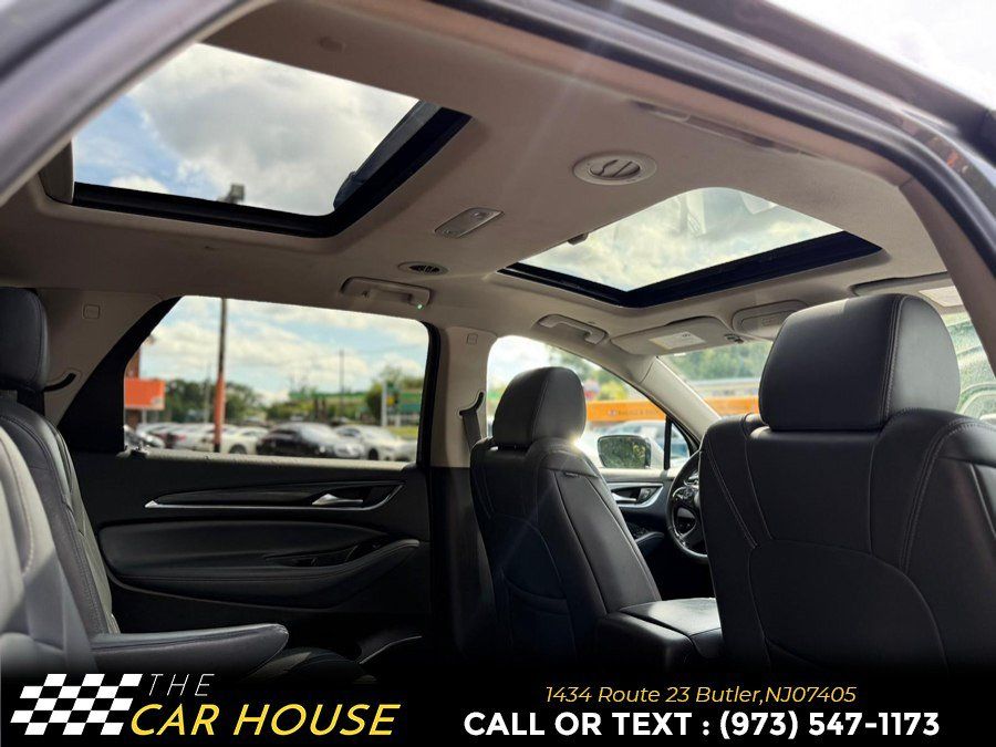 Used 2021 Buick Enclave Essence w/ Sound and Sites Package AWD/4WD image 21