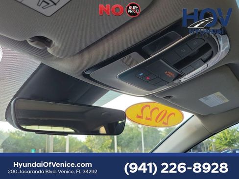 Used 2022 Hyundai Santa Fe SEL w/ Convenience + Premium Package FWD image 31