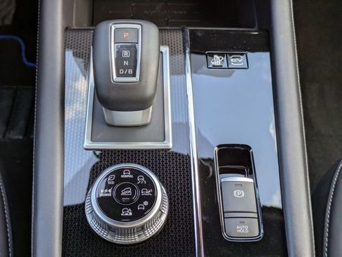 New 2025 Mitsubishi Outlander SEL Black Edition image 22