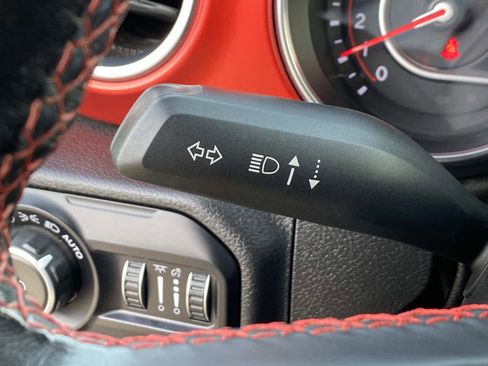 Used 2021 Jeep Wrangler Unlimited Rubicon w/ Steel Bumper Group image 19