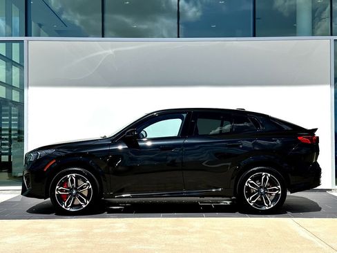 New 2026 BMW X2 xDrive28i w/ Technology Package AWD/4WD image 8