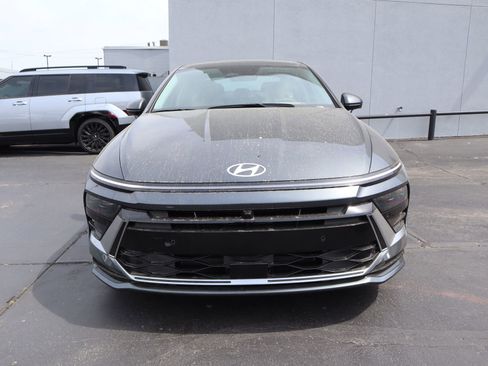 New 2026 Hyundai Sonata Limited FWD image 10