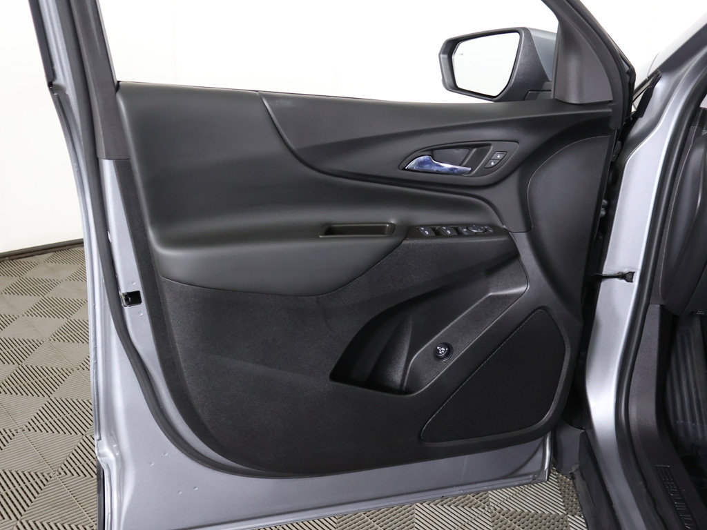 Used 2023 Chevrolet Equinox LT FWD image 23