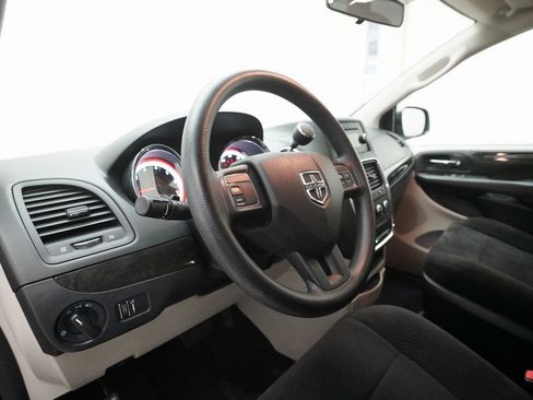 Used 2013 Dodge Grand Caravan American Value Package image 8