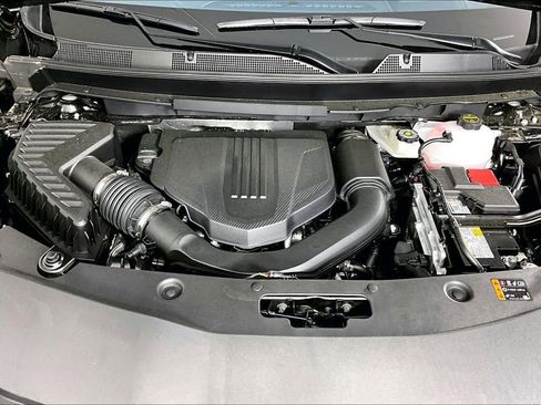 New 2026 Buick Enclave Avenir FWD image 2