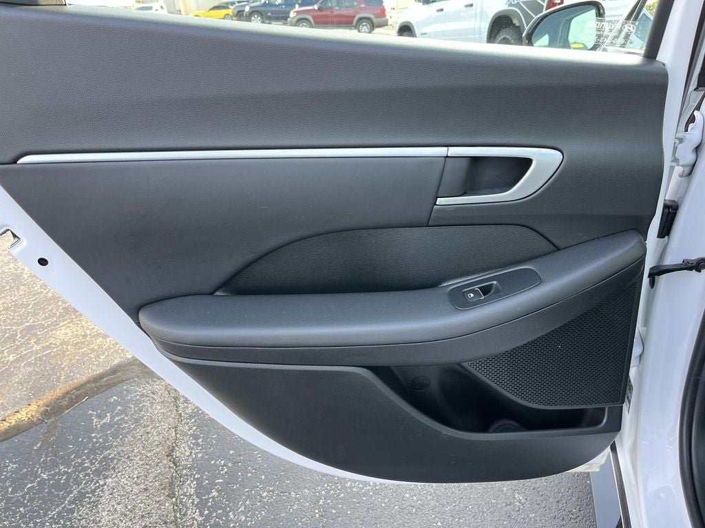 Used 2025 Hyundai Sonata SEL FWD image 19