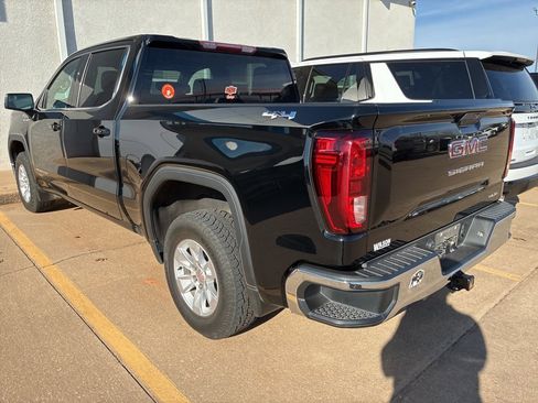 Used 2019 GMC Sierra 1500 SLE w/ SLE Value Package image 3