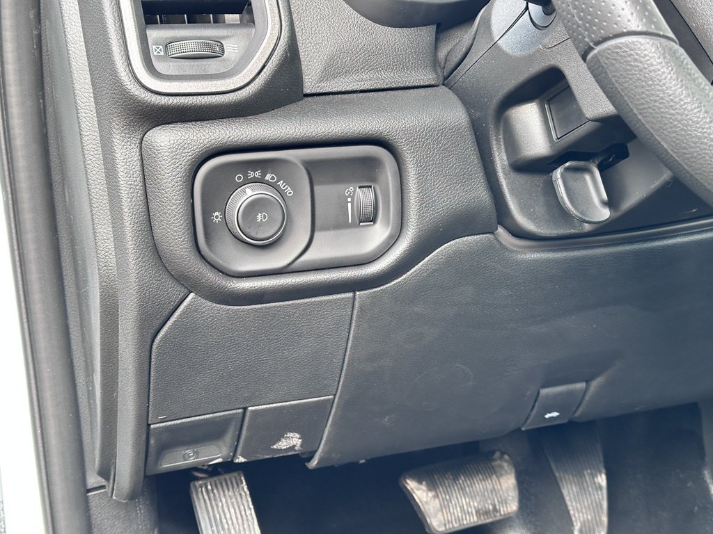 New 2026 RAM 5500 Tradesman w/ Chrome Appearance Group AWD/4WD image 19