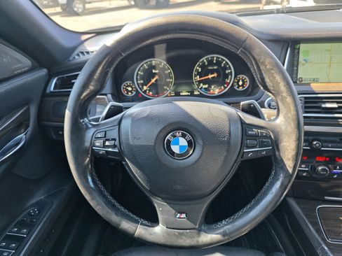 Used 2014 BMW 750Li xDrive image 15