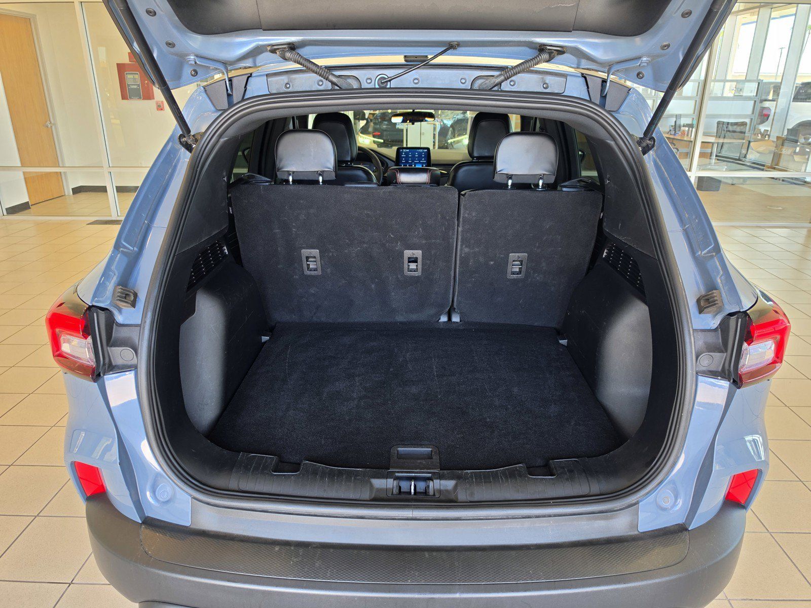 Used 2025 Ford Escape ST-Line FWD image 27