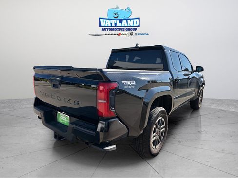 Used 2025 Toyota Tacoma TRD Sport image 7