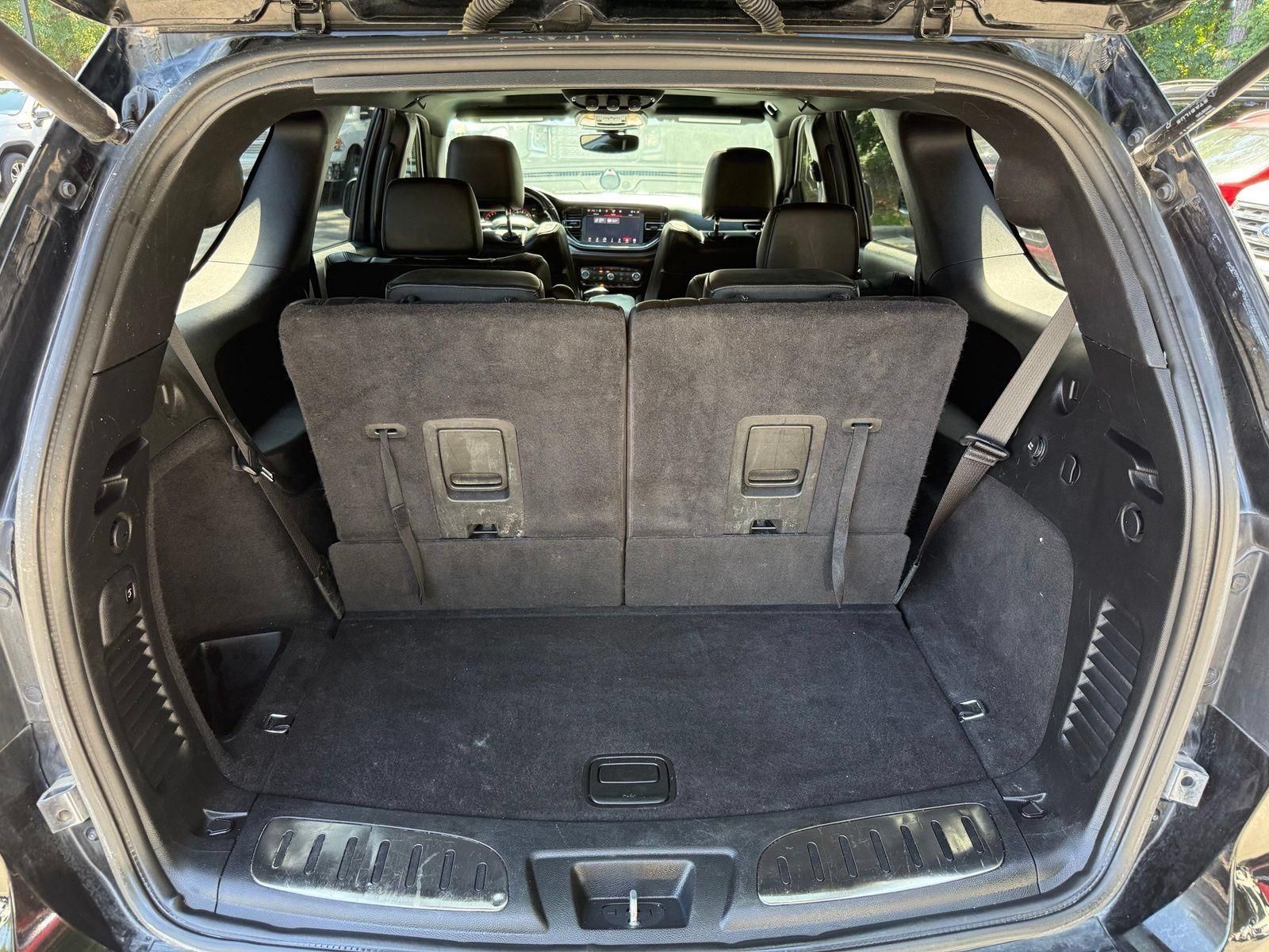 Used 2021 Dodge Durango R/T w/ Blacktop Package AWD/4WD image 12