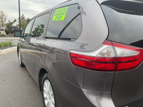 Used 2015 Toyota Sienna AWD image 5