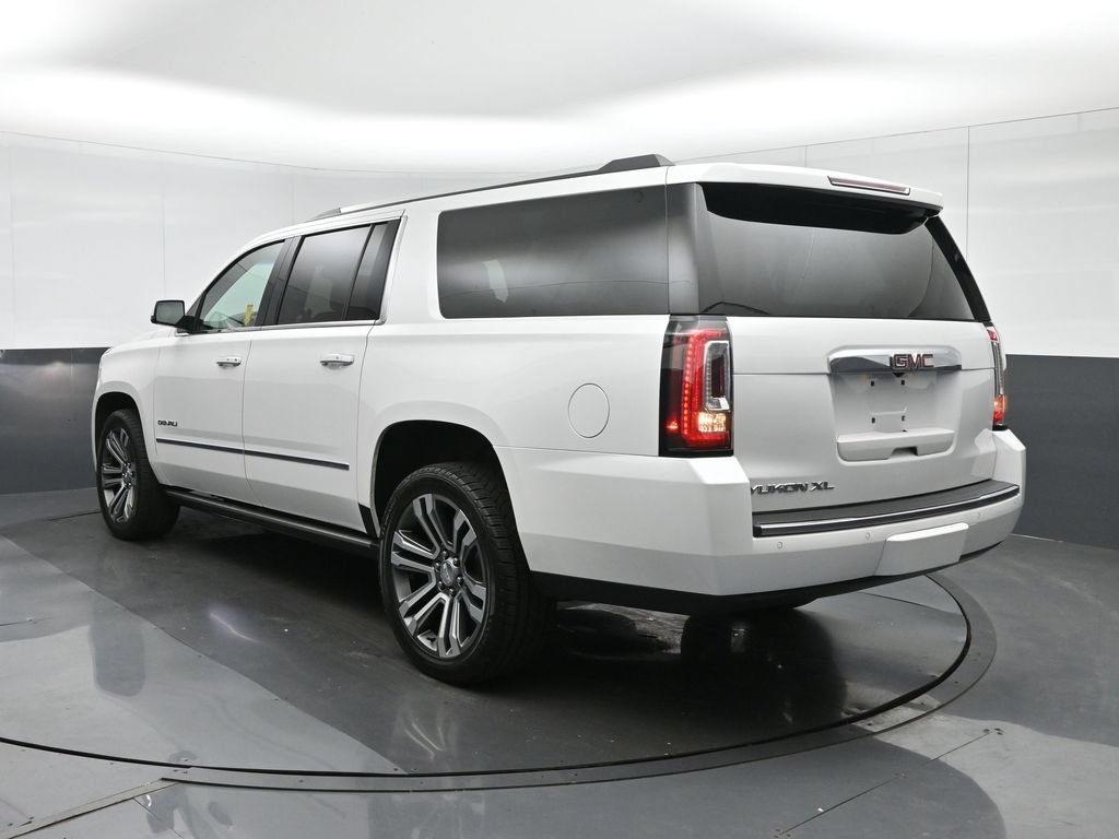 Used 2019 GMC Yukon XL Denali w/ Denali Ultimate Package AWD/4WD image 5