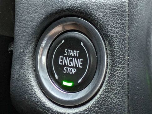 Used 2021 Chevrolet Tahoe LT AWD/4WD image 32