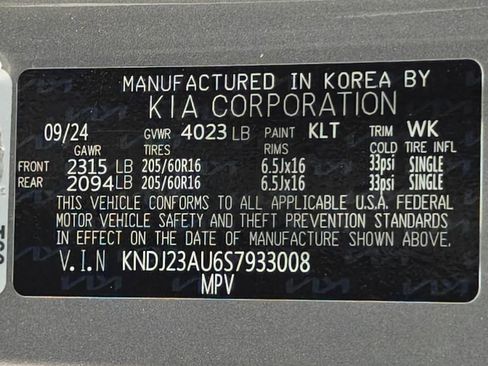 Used 2025 Kia Soul LX w/ LX Technology Package FWD image 44