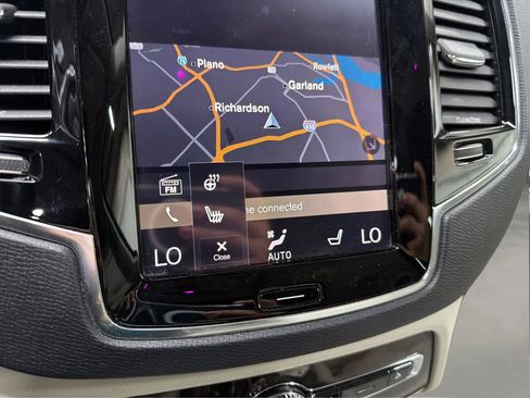 Used 2016 Volvo XC90 T6 Momentum w/ Momentum Plus Package image 34