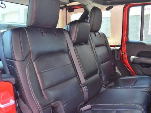 Used 2021 Jeep Wrangler Unlimited Sahara AWD/4WD image 37