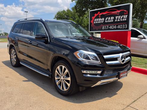 Used 2015 Mercedes-Benz GL 450 4MATIC w/ Appearance Package image 6