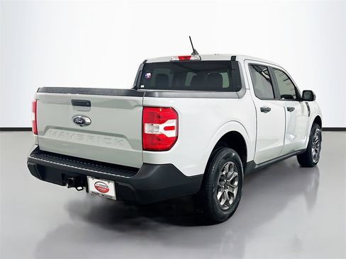Used 2024 Ford Maverick XLT w/ XLT Luxury Package image 4