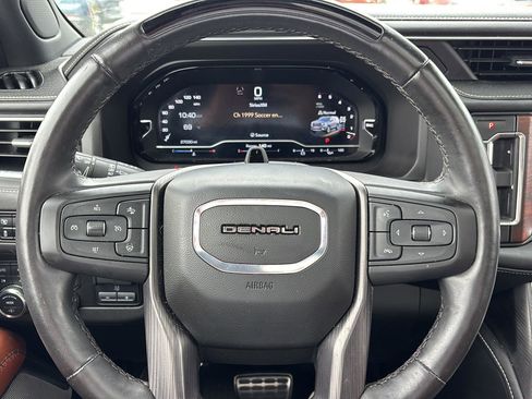 Certified 2023 GMC Yukon Denali Ultimate image 21