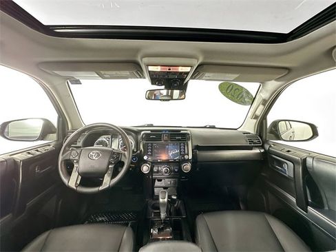Used 2020 Toyota 4Runner TRD Off-Road Premium image 32