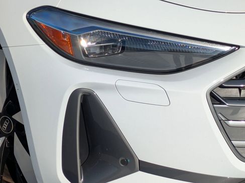 Used 2025 Audi A5 2.0T Premium w/ Convenience Package image 24