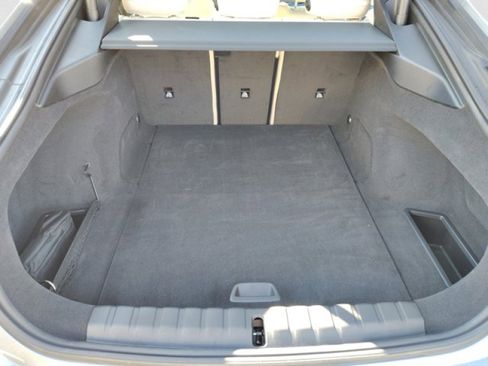 Used 2023 BMW i4 eDrive35 image 19