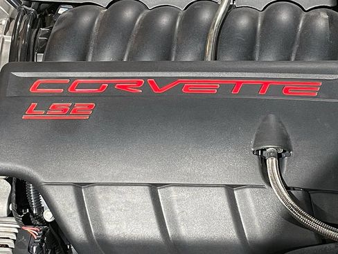 Used 2005 Chevrolet Corvette Convertible w/ Preferred Equipment Group RWD image 21