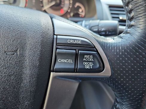 Used 2016 Honda Odyssey EX-L image 12