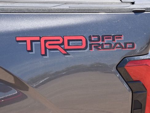 Used 2022 Toyota Tundra SR5 w/ TRD Off-Road Premium Package RWD image 13
