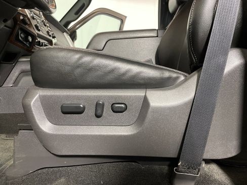 Used 2016 Ford F350 Lariat w/ Lariat Ultimate Package image 11